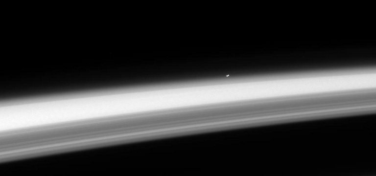 Blick auf Alpha und Beta Centauri vom Saturn aus